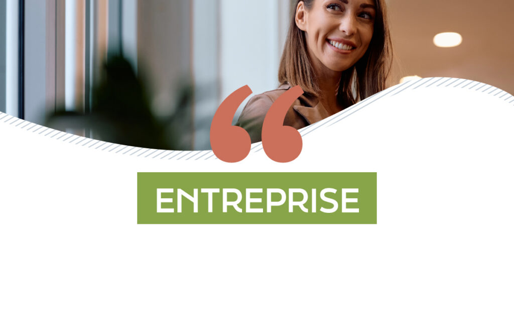 Personne, femme, souriante avec le texte Entreprise